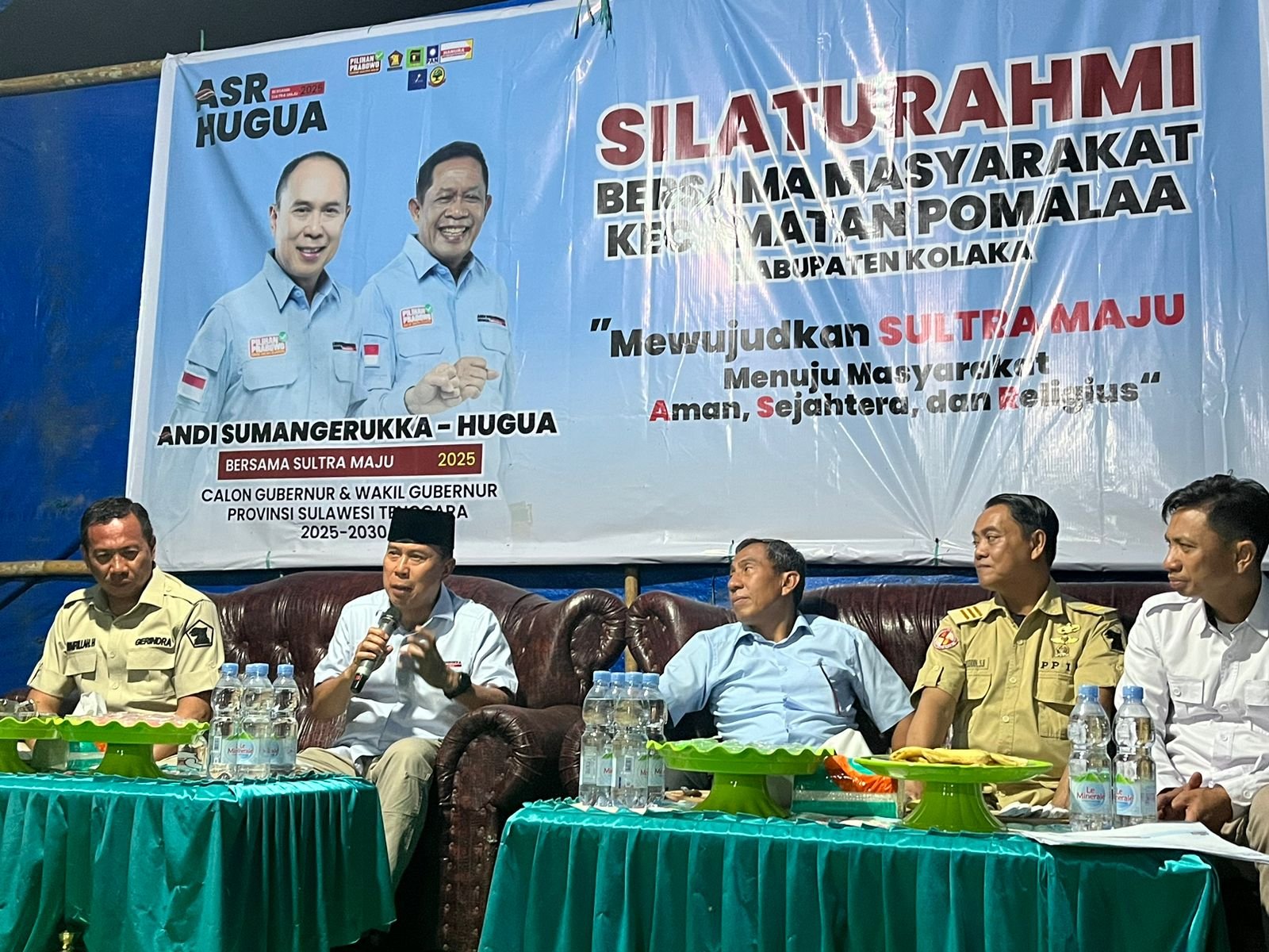 ASR Lanjutkan 'ASR Menyapa' di Desa Sopura, Paparkan Visi Kesehatan dan Pendidikan Gratis